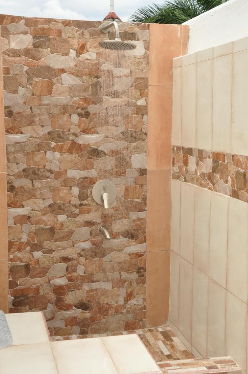 Beach Penthouse A25 Sandcastles Очо Риос Екстериор снимка